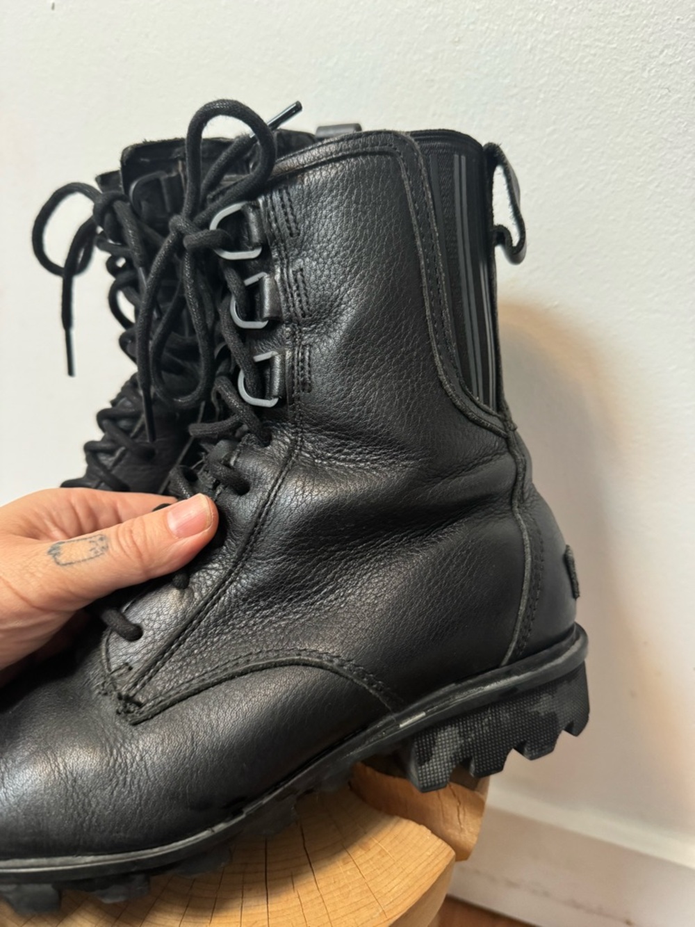 SORELS Phoenix Black Leather Combat Lace-Up Boots size 7 - Picture 10 of 16